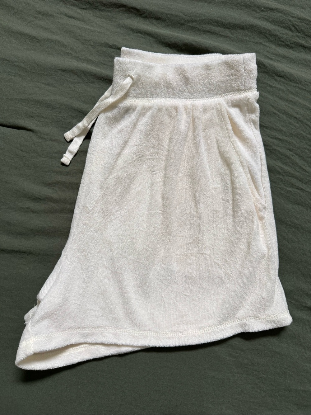 Old Navy Off-White Terry Lounge Shorts - Picture 4 of 4